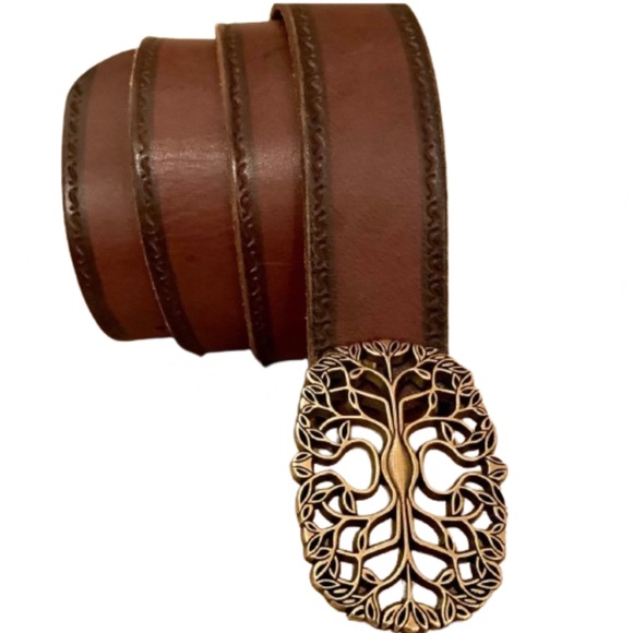 Italian leather belt brown ornate buckle made in USA large EUC - Picture 2 of 9